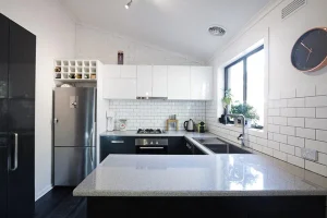 Read the article: DIY: How to Install a Subway Tile Backsplash