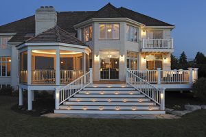 Read the article: 5 Unique Deck Designs and Layouts